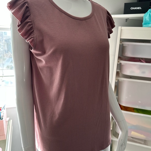 Stradivarius Brown Ruffled Sleeveless Blouse - Picture 6 of 6